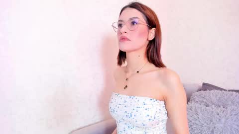 Snapshot of magic_rouse chatting on 09.24.25 M Rss online show from 09.24.25