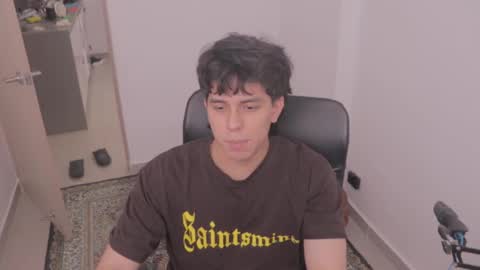 Snapshot of magic_tony chatting on 10.30.25 Tony Hoffa online show from 10.30.25