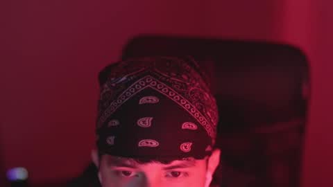 Snapshot of magic_tony chatting on 11.05.25 Tony Hoffa online show from 11.05.25