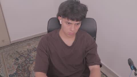 Snapshot of magic_tony chatting on 12.02.25 Tony Hoffa online show from 12.02.25