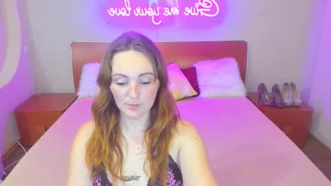 Snapshot of magiceyess chatting on 02.02.26 Lili and Bella online show from 02.02.26