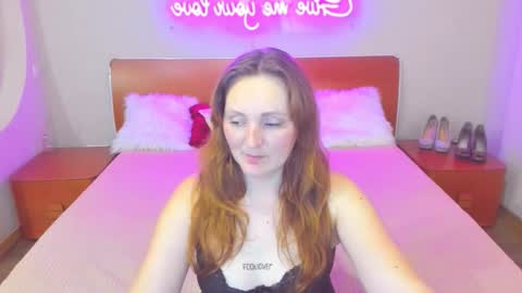 Snapshot of magiceyess chatting on 02.14.26 Lili and Bella online show from 02.14.26