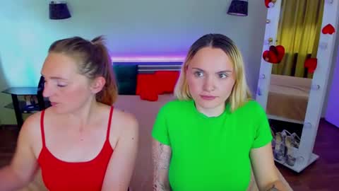 Lili and Bella online show from 06.27.26
