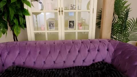 Emily online show from 04.03.26