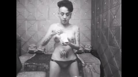 TsKaycee online show from 02.04.25