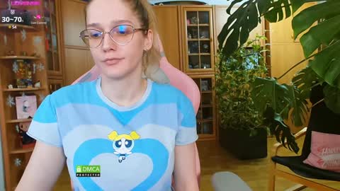 Nicole online show from 02.07.25