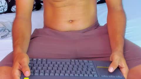 Magnus Alejo online show from 11.25.25