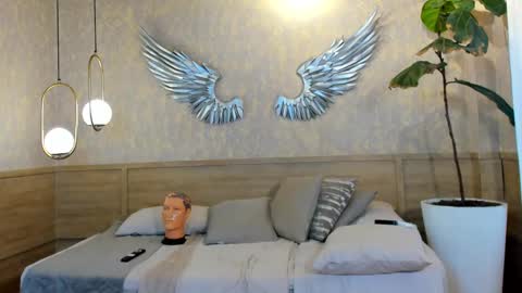 MAGNUS DAHL online show from 02.18.25