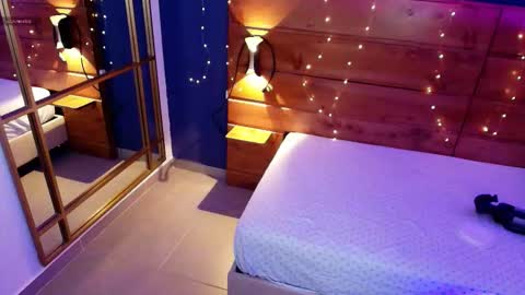 Dani online show from 09.17.25