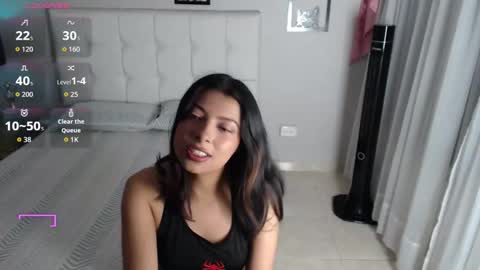 Maia Reficco online show from 11.20.25