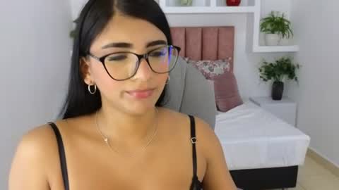 Maiaa Ruiz  online show from 07.30.26