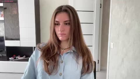 Snapshot of maiabarthe chatting on 08.06.26 M I A online show from 08.06.26