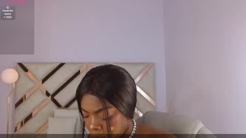 Snapshot of maiacharris_ chatting on 06.26.26 Maia Charris online show from 06.26.26