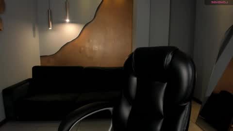  Maia  online show from 10.27.25