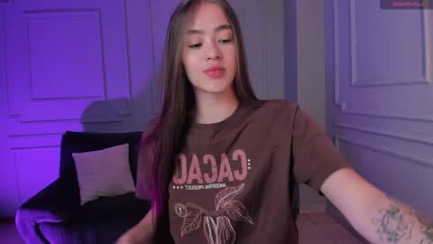  Maia  online show from 11.18.25