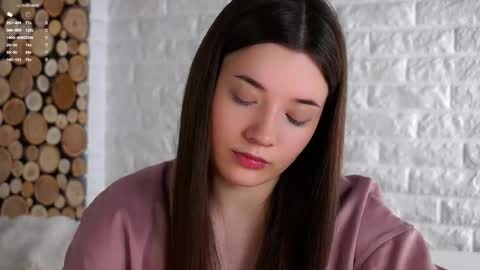 Lucy online show from 10.02.25