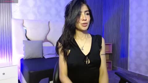 maiily_tay online show from 10.27.25