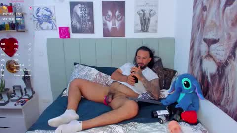 maik_corzo online show from 11.26.25