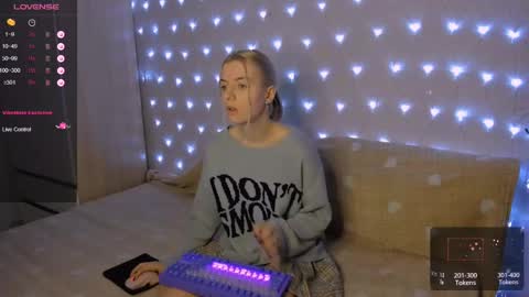 Snapshot of mailin_harrington chatting on 01.18.25 Your kitty online show from 01.18.25