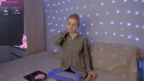 Snapshot of mailin_harrington chatting on 02.22.26 Your kitty online show from 02.22.26