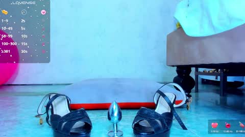 Mailyn online show from 01.10.25