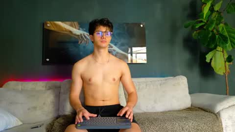 Bastian Arslan online show from 06.27.26
