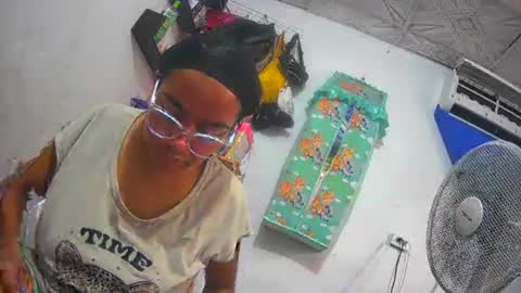 maite2020 online show from 12.25.24