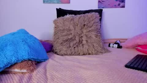 mai  online show from 02.26.26