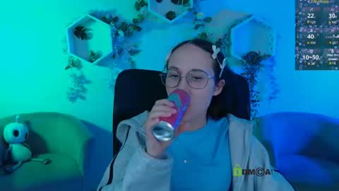 Snapshot of maja_beautiful chatting on 06.19.26 your dream online show from 06.19.26
