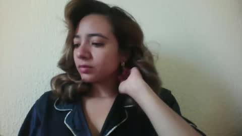 majo_gomezz online show from 10.22.25