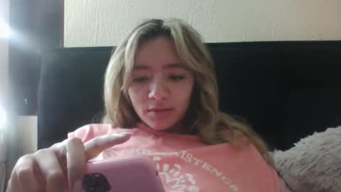 majo_gomezz online show from 11.13.25