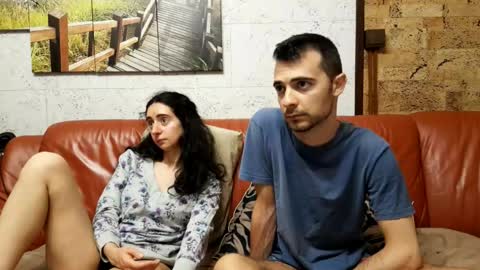 Snapshot of make_me_feel chatting on 04.19.26 Lena Ian online show from 04.19.26