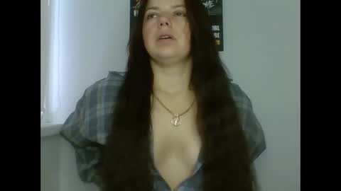 make_mesmile online show from 12.16.25