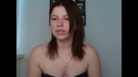 make_mesmile online show from 05.20.26