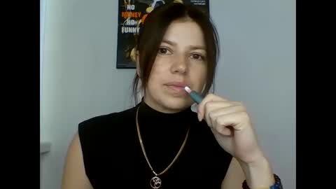 make_mesmile online show from 05.25.26
