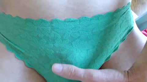 makemeplease89 online show from 04.17.26