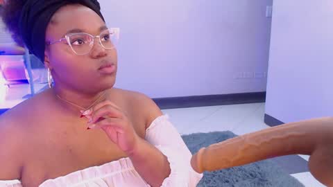 makena online show from 01.30.25