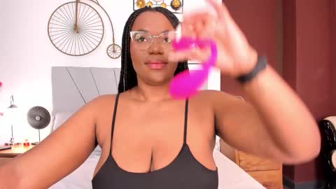 makena online show from 10.01.25