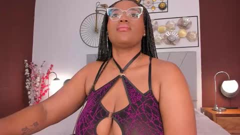 makena online show from 10.04.25