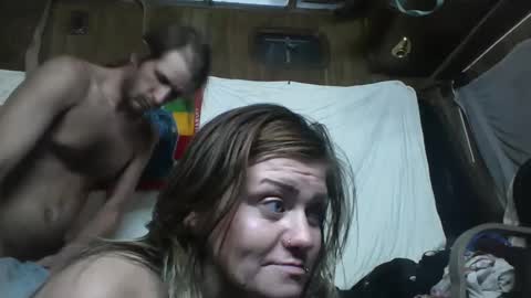 Snapshot of makethat chatting on 10.11.25 Makethatgypsy online show from 10.11.25