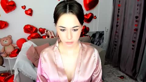 makeyouehappy online show from 02.18.26