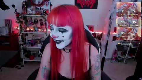 Snapshot of makii_33 chatting on 10.24.25 ...  ... online show from 10.24.25