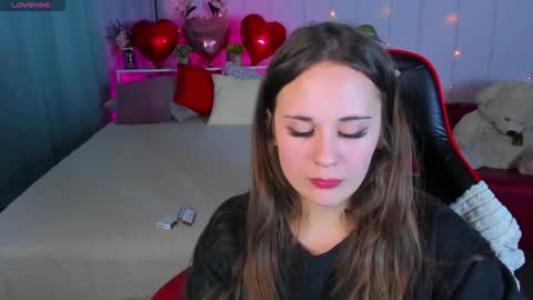 Snapshot of makima_lee chatting on 01.28.25 Makima online show from 01.28.25