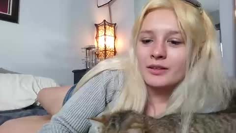 KarizmaticKitten online show from 02.17.26