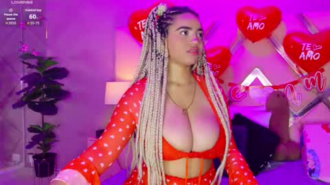 Snapshot of malaikabrown chatting on 02.14.26 online show from 02.14.26