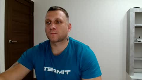 Snapshot of malchyshka chatting on 10.22.25 malchyshka online show from 10.22.25