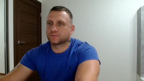 Snapshot of malchyshka chatting on 10.25.25 malchyshka online show from 10.25.25