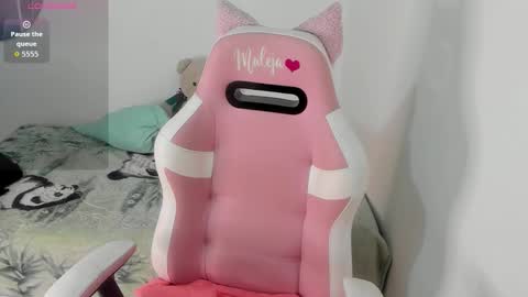 Aleja online show from 10.29.25