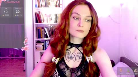 Snapshot of mali_sia chatting on 02.07.25 Mischelle online show from 02.07.25