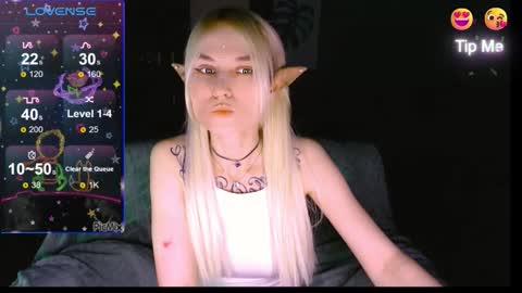 Snapshot of mali_sia chatting on 10.02.25 Mischelle online show from 10.02.25